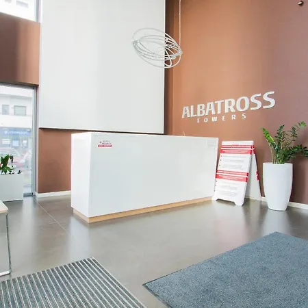 Albatross Towers By Renters
