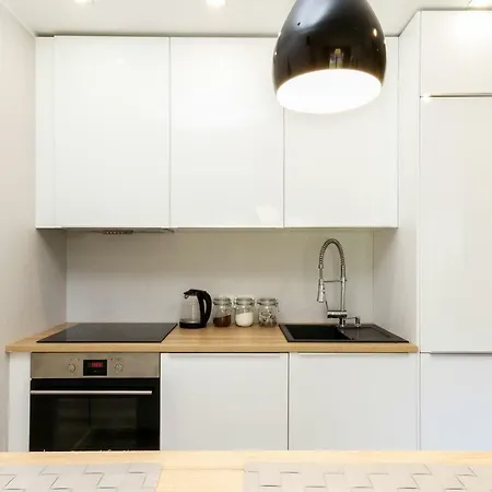 Albatross Towers By Renters