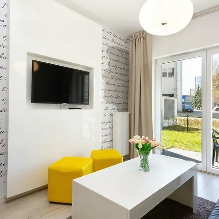Albatross Towers By Renters