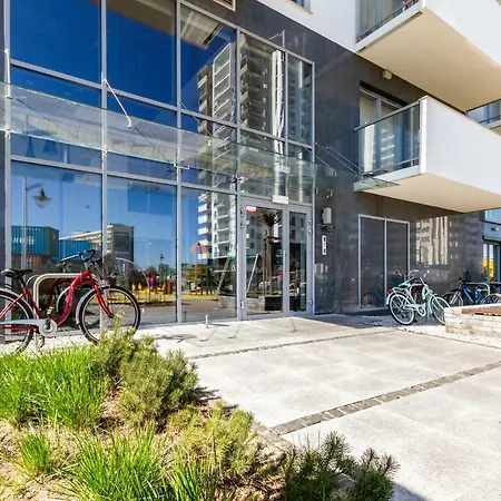 Albatross Towers By Renters Apartment