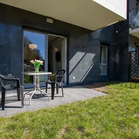 Albatross Towers By Renters Apartment *
