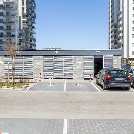 Albatross Towers By Renters Apartment