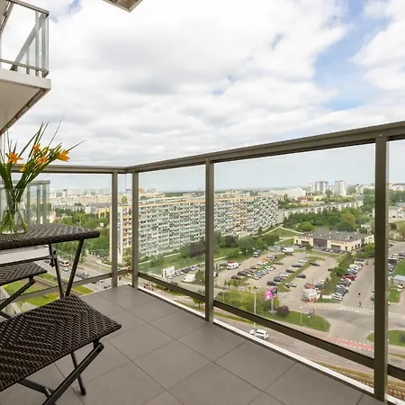 Apartment Albatross Towers By Renters *